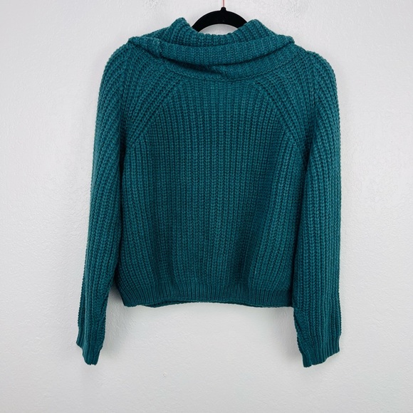 Moon & Madison Teal Pine Green Chunky Knit Crop Long Sleeve Cowl Neck Sweater - Picture 6 of 8